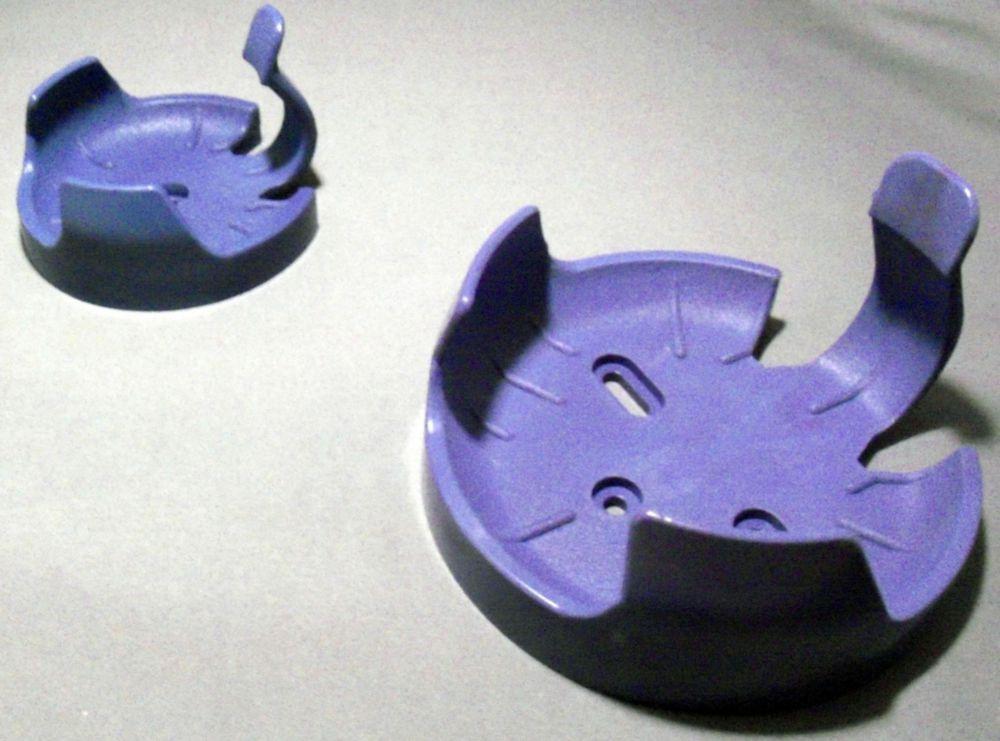 Corning Plastic Flask Clamp 500 mL