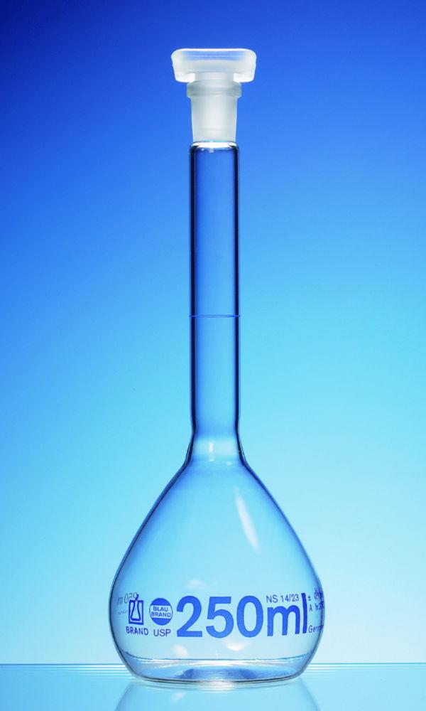 BRAND Volumetric Flask 1000 mL BLAUBRAND Class A PP Stopper KB Boro 3.3 NS 24/29 with USP Batch Certificate

