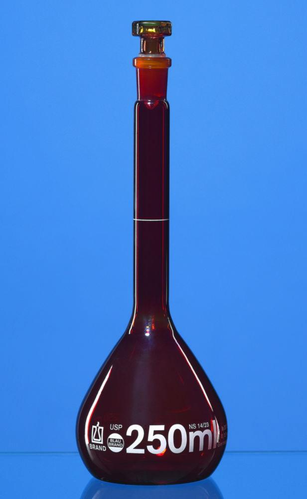 Measuring flask BB cl.A 200ml NS 14/23, glass stopper, boro 3.3 pack of 2