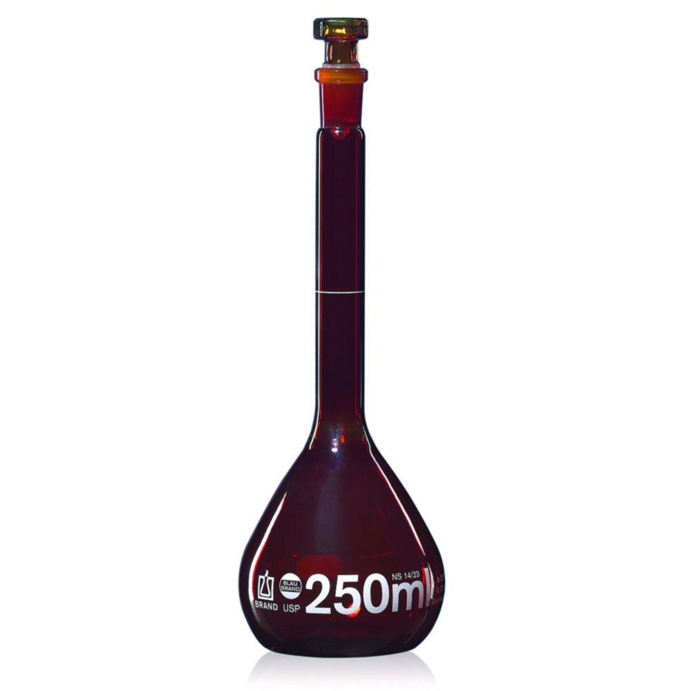 BRAND Volumetric Flask, USP, BLAUBRAND, Class A, DE-M, Amber, 100 ml, NS 14/23, Boro 3.3, with Glass Stopper, USP Individual Certificate

