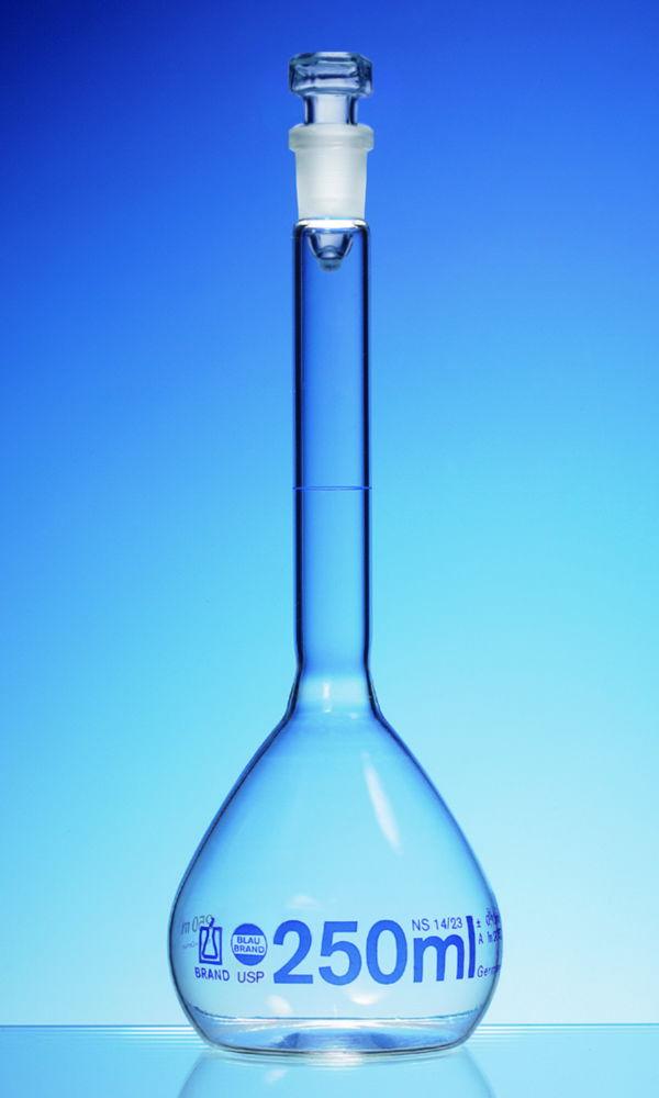BRAND Volumetric Flask, USP, BLAUBRAND, Class A, DE-M, 25 ml, NS 10/19, Boro 3.3, with Glass Stopper, USP Individual Certificate

